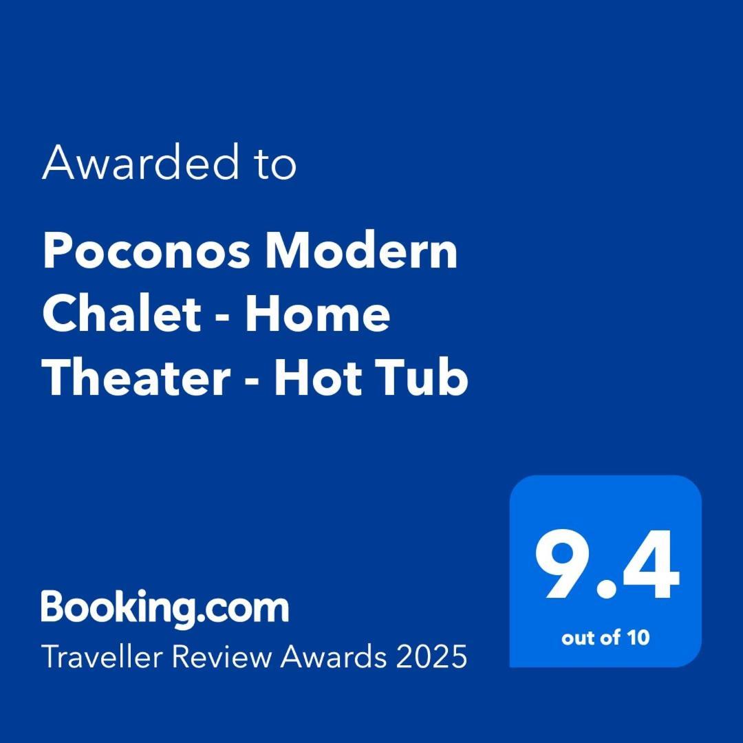 Poconos Modern - Theater - Hot Tub Holiday home
